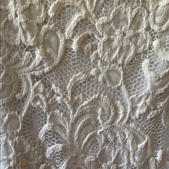 White lace dress - Picture 6 of 10